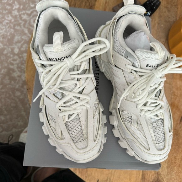 Balenciaga track sneakers - Picture 3 of 9